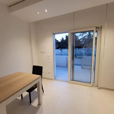 Punta Prosciutto بيت للعطل